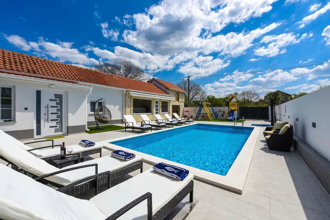 Villa Mare - With Heated Pool Zadar Croatia