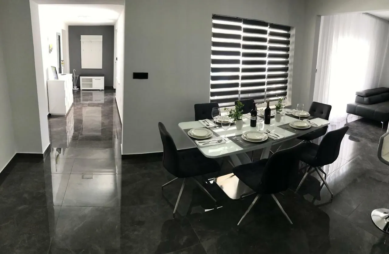 Villa Mare - With Heated Pool Zadar Croatia