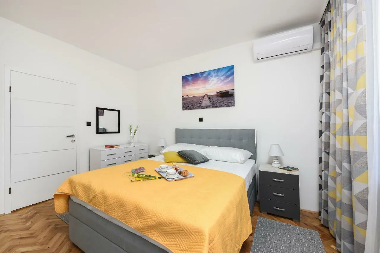 Villa Mare - With Heated Pool Zadar 0*,  Croatia