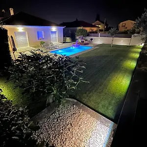 Tony's House With Private Pool, Garden And Parking Zadar